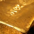 What happens to gold when the dollar goes up?
